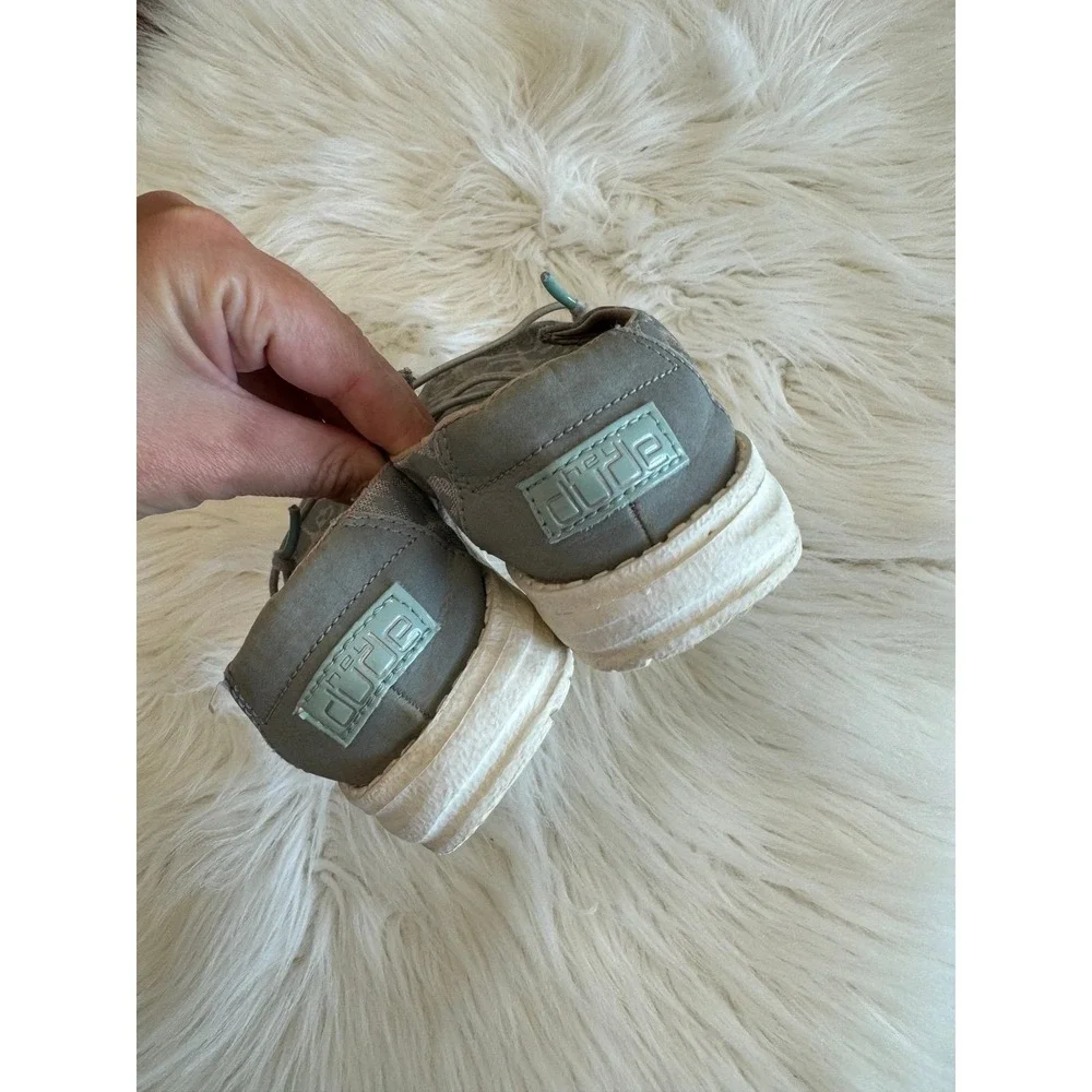 Hey dude Wendy youth cat‎ eye grey size 10